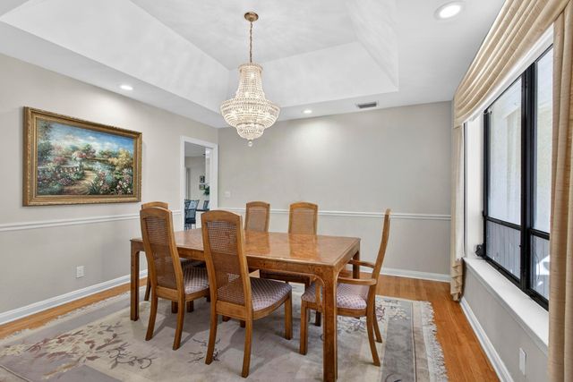 5564 Whirlaway Road, Palm Beach Gardens, FL 33418