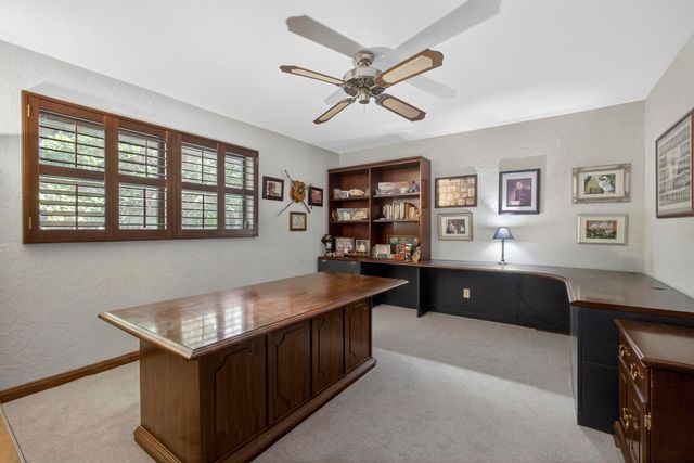 5564 Whirlaway Road, Palm Beach Gardens, FL 33418