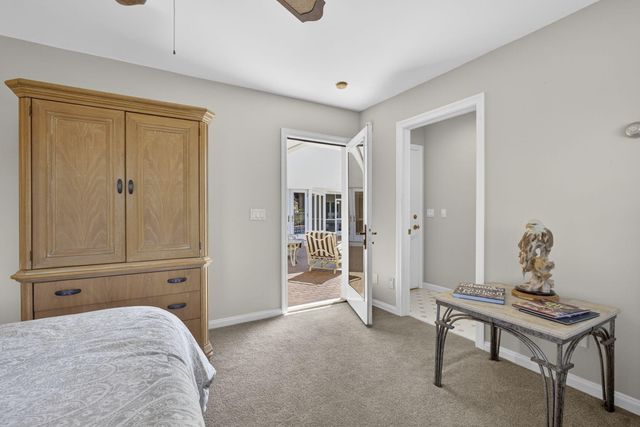 5564 Whirlaway Road, Palm Beach Gardens, FL 33418