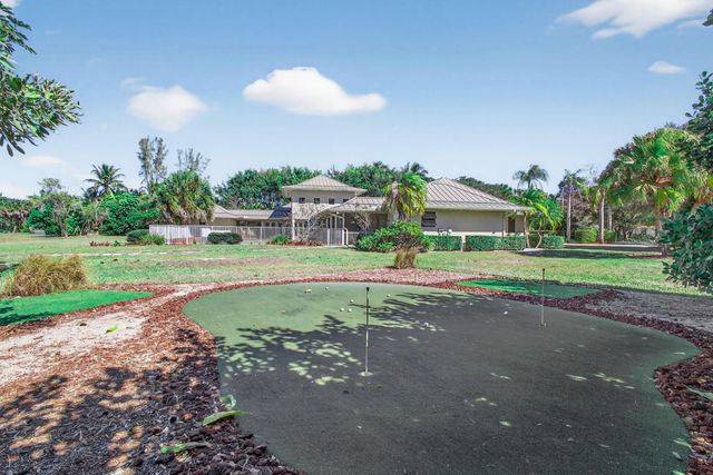 5564 Whirlaway Road, Palm Beach Gardens, FL 33418