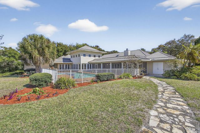 5564 Whirlaway Road, Palm Beach Gardens, FL 33418