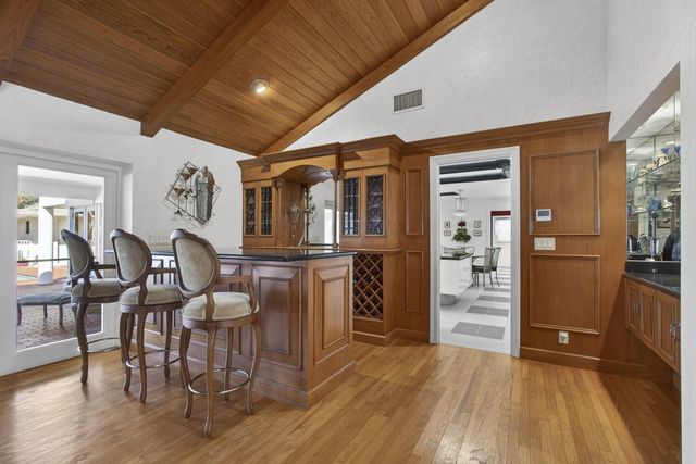 5564 Whirlaway Road, Palm Beach Gardens, FL 33418