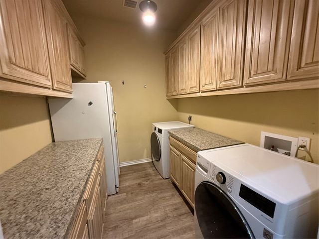 400 N Avenue A, Springtown, TX 76082