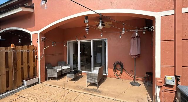 1204 NW 100th Ave 1204, Pembroke Pines, FL 33024