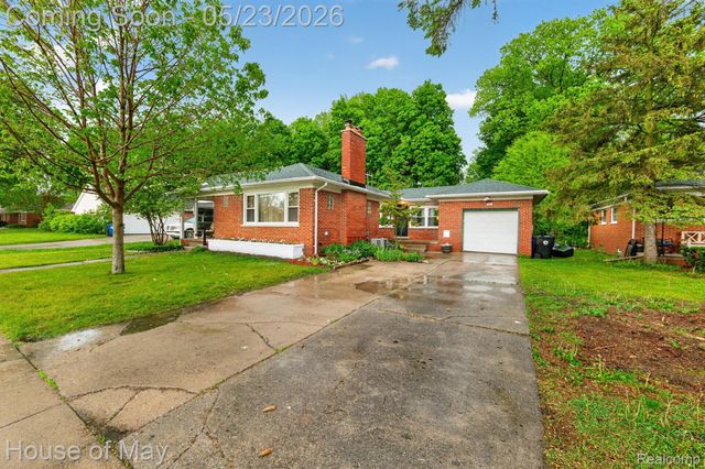 20036 Beech Daly Road, Redford Charter Township, MI 48240