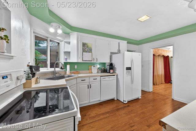 20036 Beech Daly Road, Redford Charter Township, MI 48240