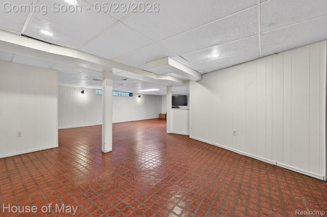20036 Beech Daly Road, Redford Charter Township, MI 48240