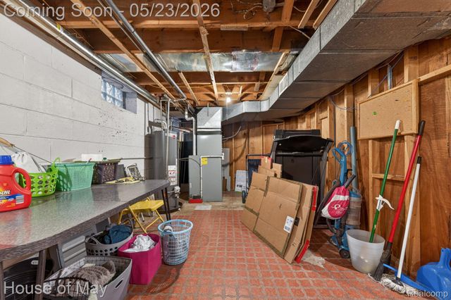 20036 Beech Daly Road, Redford Charter Township, MI 48240