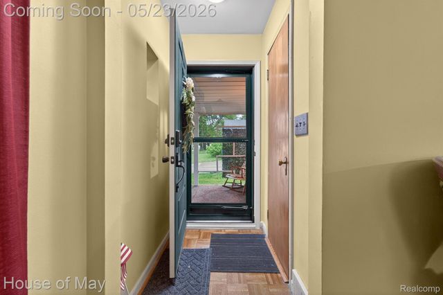 20036 Beech Daly Road, Redford Charter Township, MI 48240