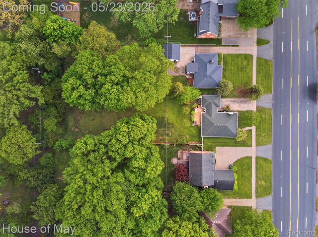 20036 Beech Daly Road, Redford Charter Township, MI 48240