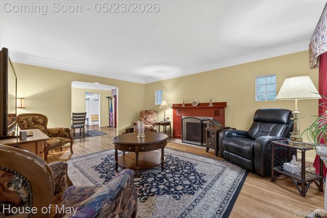 20036 Beech Daly Road, Redford Charter Township, MI 48240