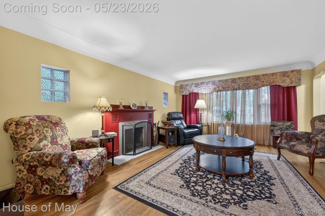 20036 Beech Daly Road, Redford Charter Township, MI 48240
