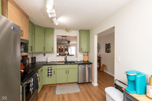 6120 Rocky Road, Anderson, IN 46013