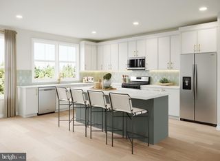 24985 ROSSLARE HARBOUR TER, Chantilly, VA 20152