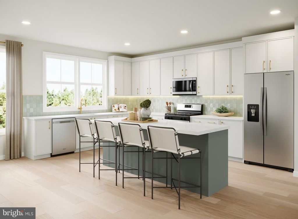 24985 ROSSLARE HARBOUR TER, Chantilly, VA 20152