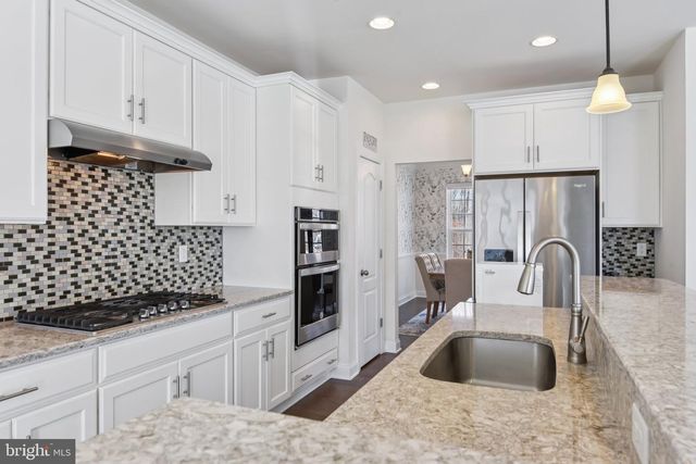 8616 DOVES FLY WAY, Laurel, MD 20723