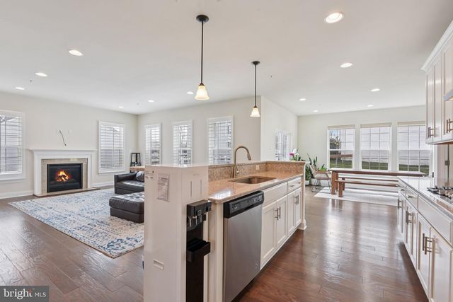 8616 DOVES FLY WAY, Laurel, MD 20723