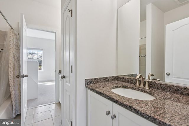 8616 DOVES FLY WAY, Laurel, MD 20723