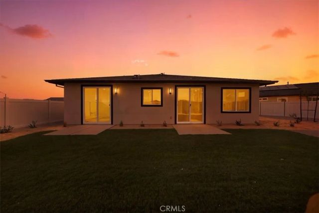 3264 E Avenue J-3, Lancaster, CA 93535