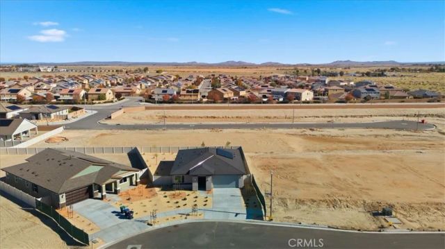 3264 E Avenue J-3, Lancaster, CA 93535