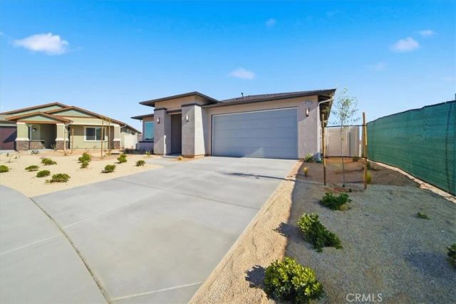 3264 E Avenue J-3, Lancaster, CA 93535