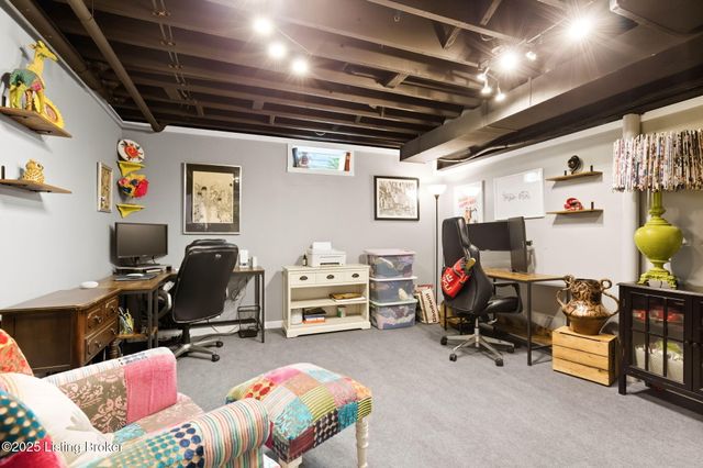 1239 Westlynne Way 2, Louisville, KY 40222