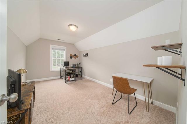 6624 Springfield Village Lane, Clemmons, NC 27012