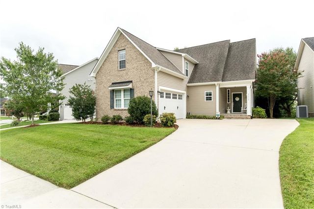 6624 Springfield Village Lane, Clemmons, NC 27012