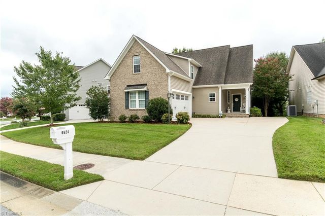 6624 Springfield Village Lane, Clemmons, NC 27012