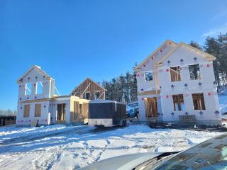 24 Windsor Lane # 10, Hudson, NH 03051