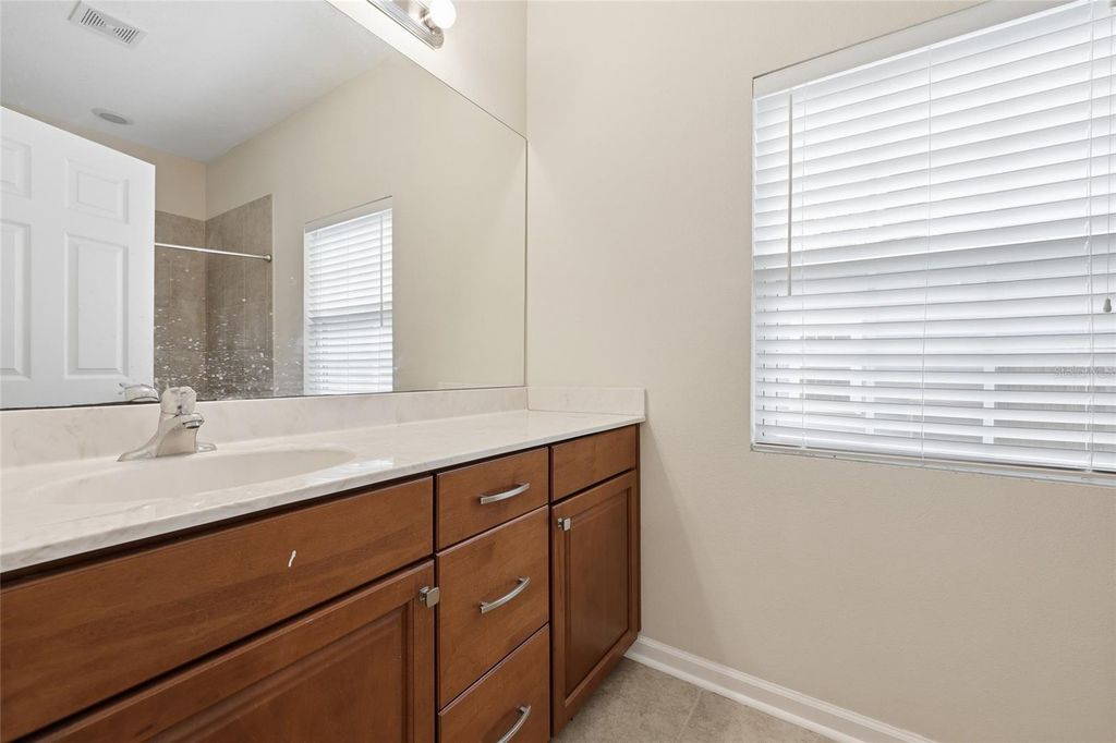 Image 18 of property listing at 7631 NW 20TH DRIVE, Gainesville, FL 32609