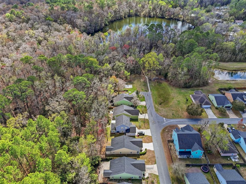 Image 24 of property listing at 7631 NW 20TH DRIVE, Gainesville, FL 32609