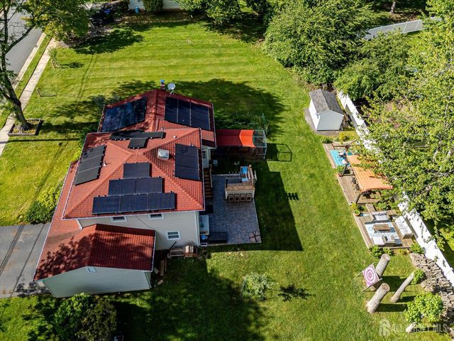 10 Falcon Drive, Edison, NJ 08820