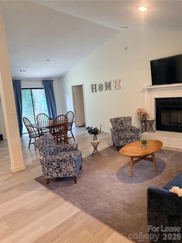 5819 Woodrock Court, Charlotte, NC 28214