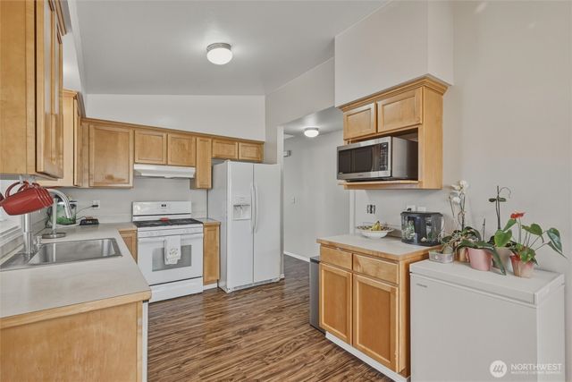 4728 Rock Crab Drive, Blaine, WA 98230