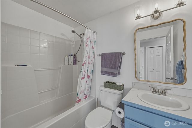 4728 Rock Crab Drive, Blaine, WA 98230