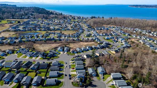 4728 Rock Crab Drive, Blaine, WA 98230