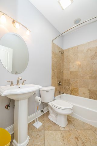 1116 W Hubbard Street 2W, Chicago, IL 60642