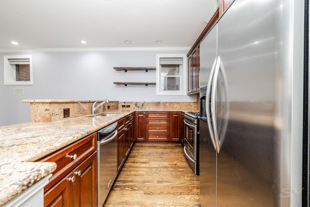 1116 W Hubbard Street 2W, Chicago, IL 60642