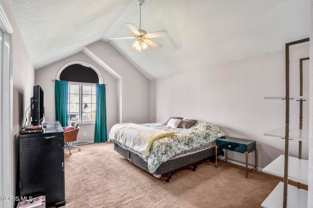7210 W Lake Road, Perrysburg, OH 43551