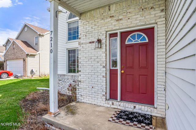 7210 W Lake Road, Perrysburg, OH 43551