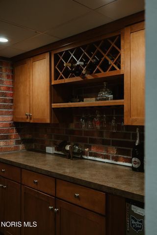 7210 W Lake Road, Perrysburg, OH 43551
