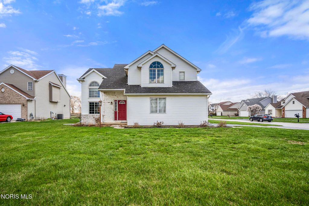 7210 W Lake Road, Perrysburg, OH 43551