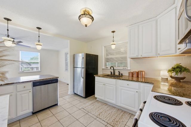 108 Stirton Rd, Nashville, TN 37210