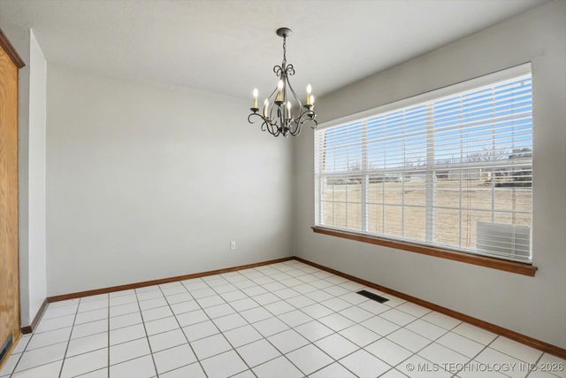 8755 Sunset Drive, Sapulpa, OK 74066