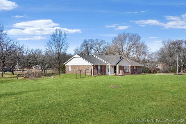 8755 Sunset Drive, Sapulpa, OK 74066