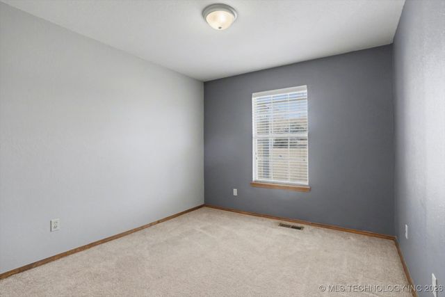 8755 Sunset Drive, Sapulpa, OK 74066