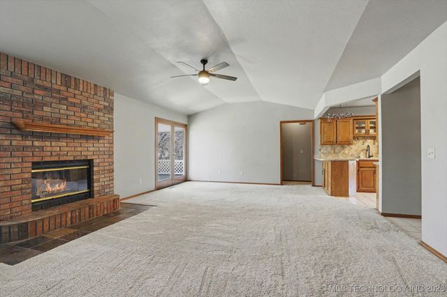 8755 Sunset Drive, Sapulpa, OK 74066