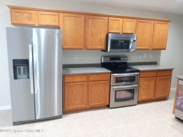412 Hollow Glen Drive, Titusville, FL 32780