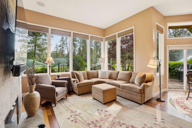4915 S St Andrews Ln, Spokane, WA 99223